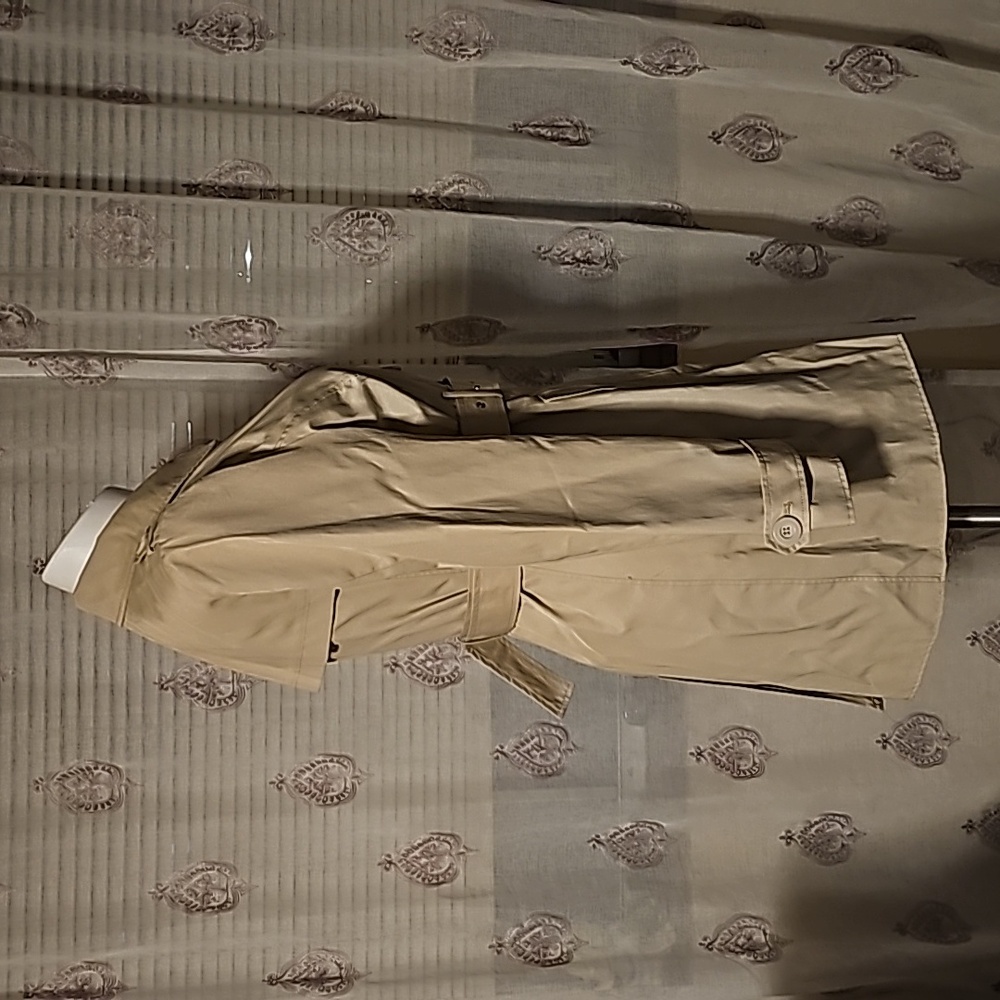 Beige Coat - Picture 12 of 16